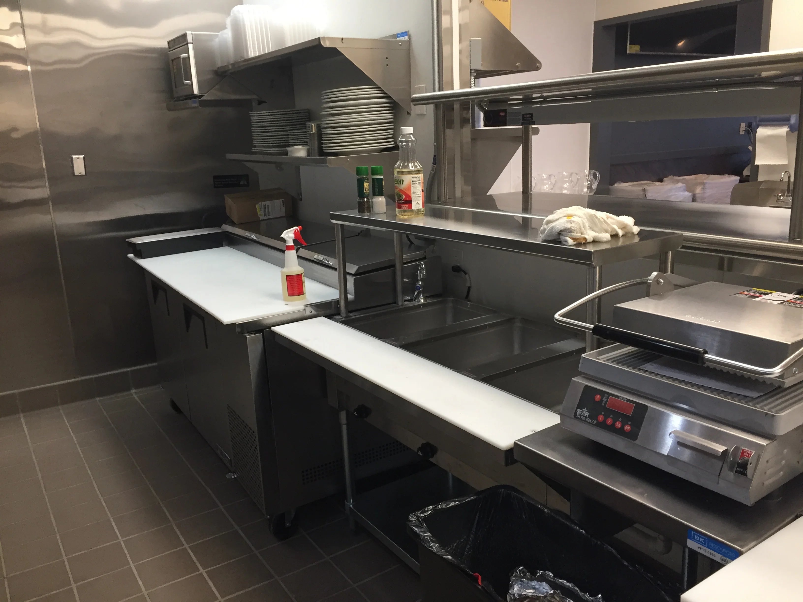 LA Bistro commercial kitchen with cooking equipment