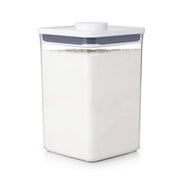 OXO 11233500 Good Grips 4.4 qt. POP Big Square Medium Food Storage Container