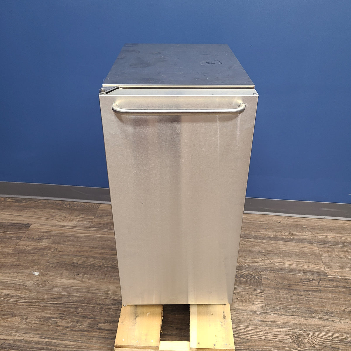 Scotsman CU50PAX-1A Undercounter Ice Maker (Demo) No. 1081293