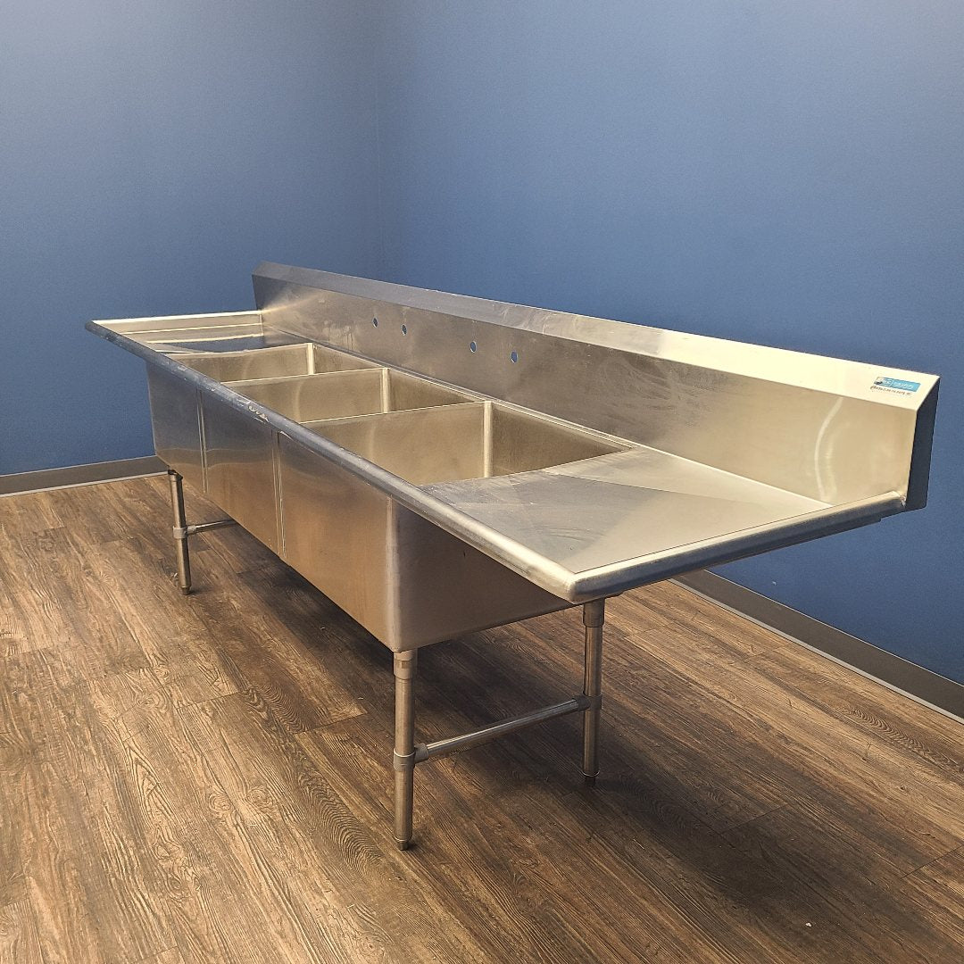BK Resources BKS6-3-24-14-24TS Compartment Sink (Floor Model) No. 1066760
