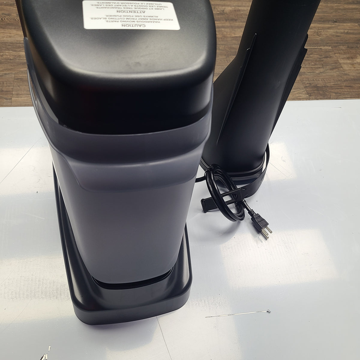Robot Coupe J100 Juicer (Floor Model) No. 1086244