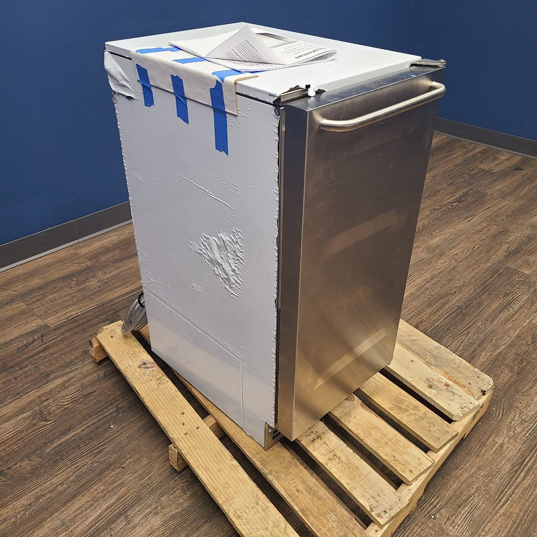 Floor Model Scotsman CU50PAX-1 Undercounter Ice Maker No. 1061489