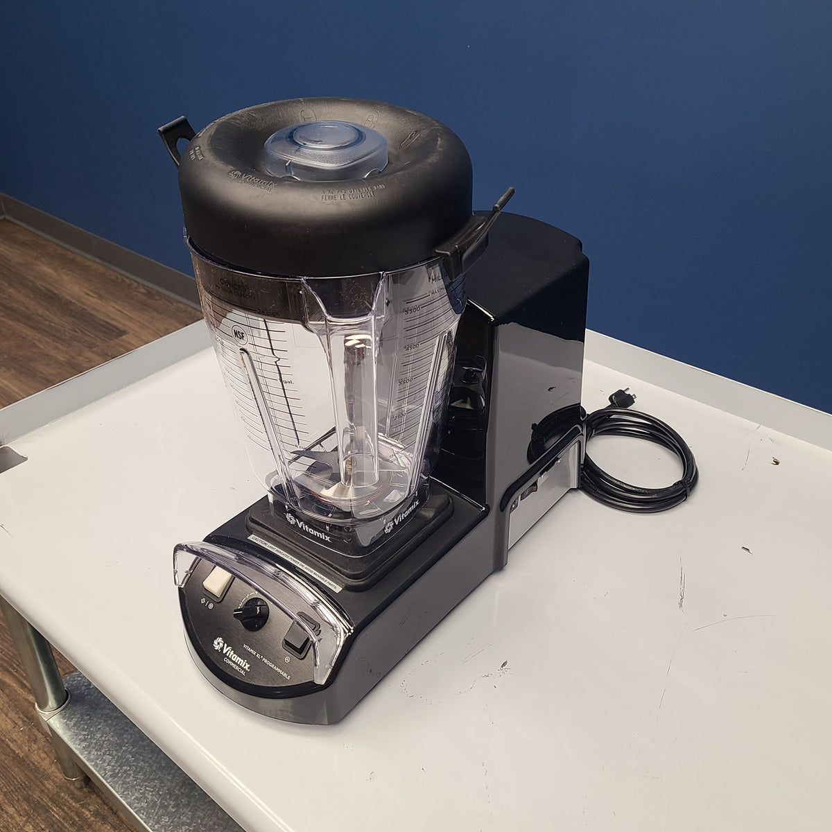 Vitamix 005202-1192 Blender Floor Model 3179