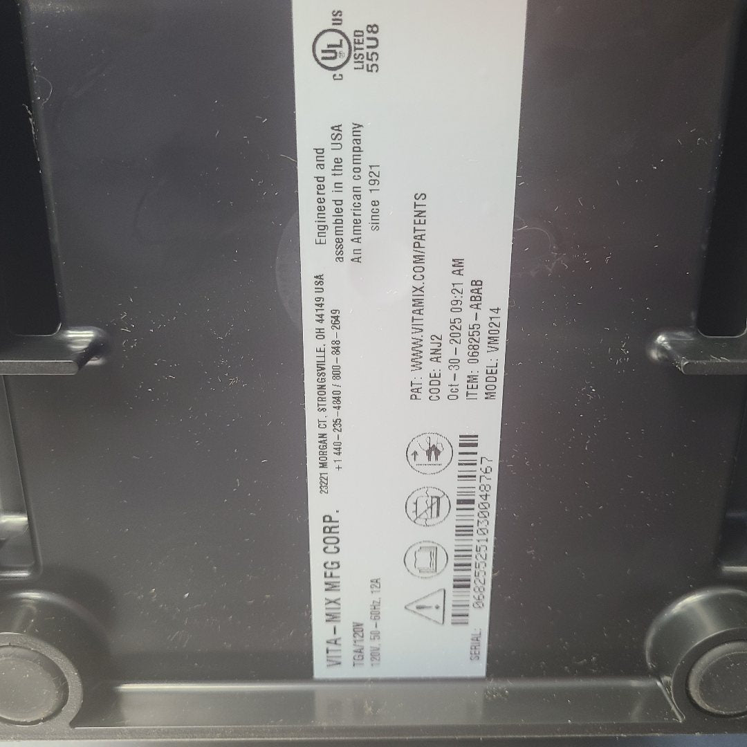 Floor Model Vitamix 068255-ABAB  No. 1058401