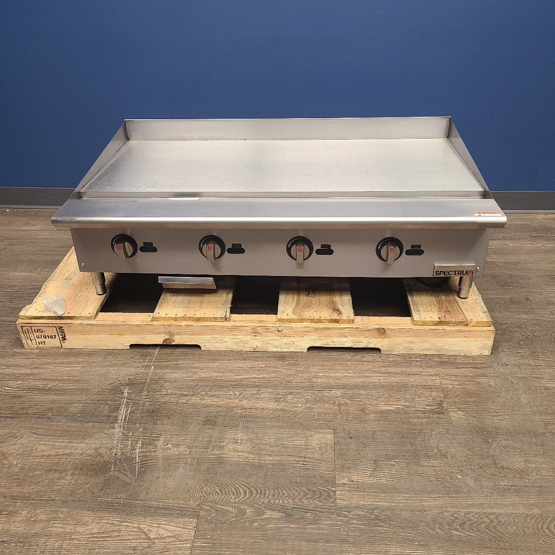 Winco NGGD-48M 48" Countertop Gas Griddle (Floor Model 1689)