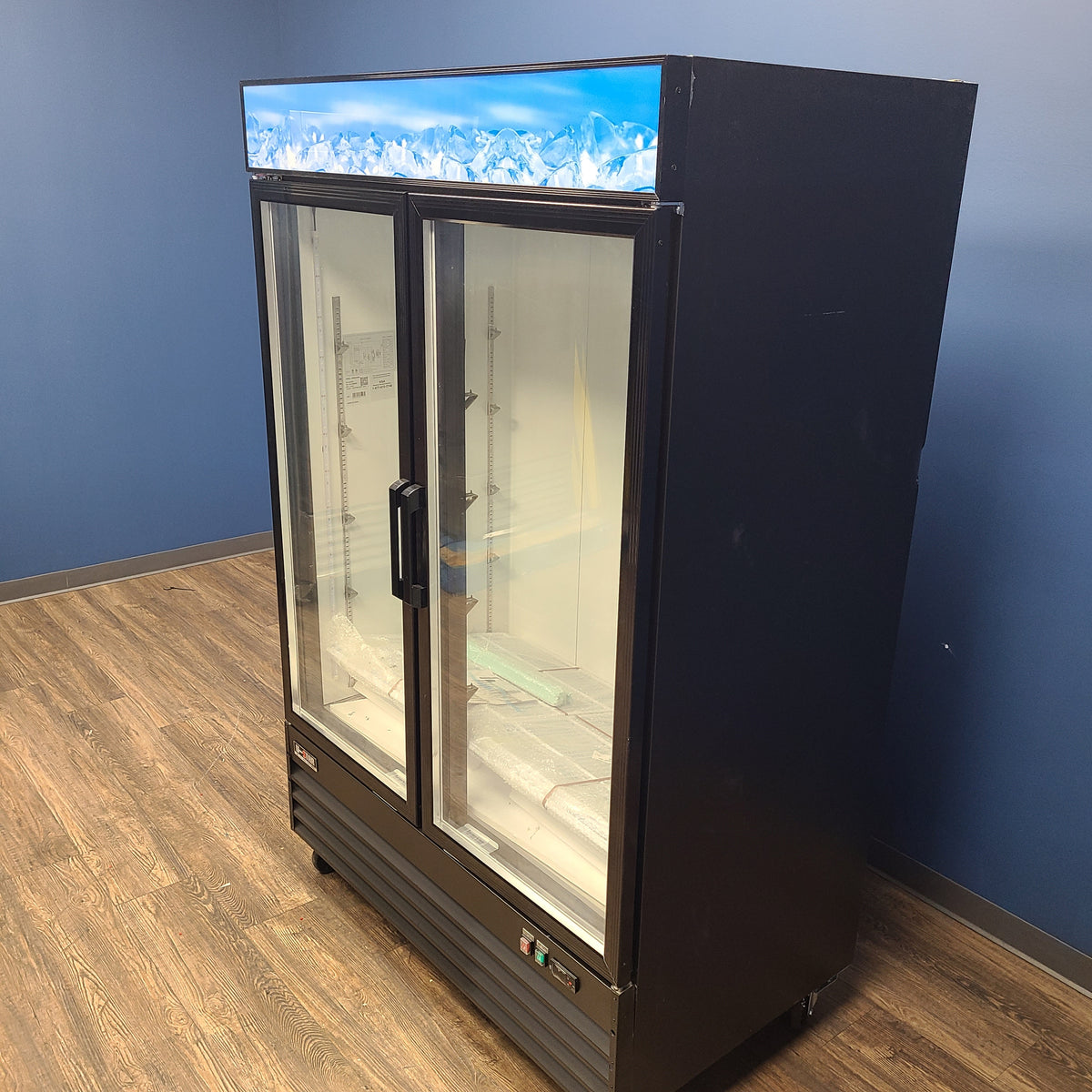 Admiral Craft USRFS-2D/54 Merchandiser Refrigerator (Clearance) No. 1052712