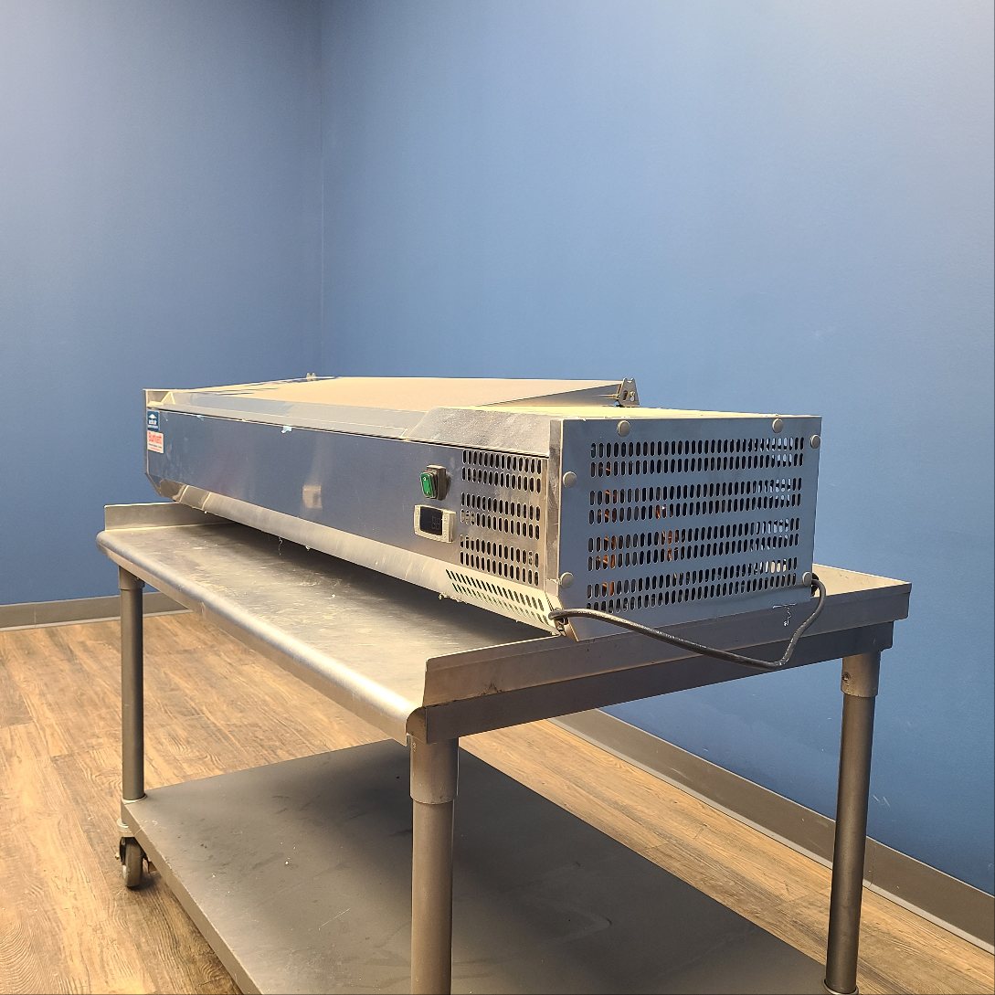 Scratch & Dent Arctic Air ACP55 Refrigerated Countertop Pan Rail No. 1014038