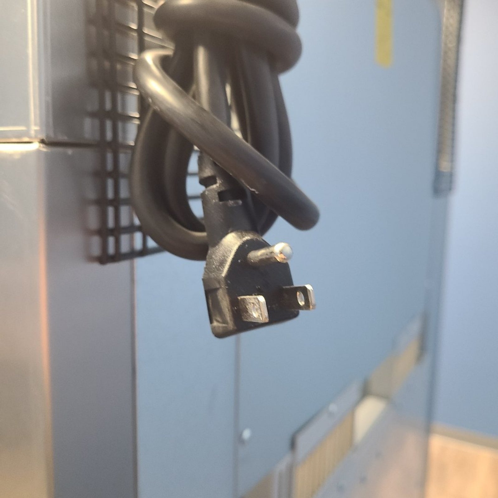 Scratch & Dent Migali Industries C-1F-HC Reach-In Freezer No. 1051780