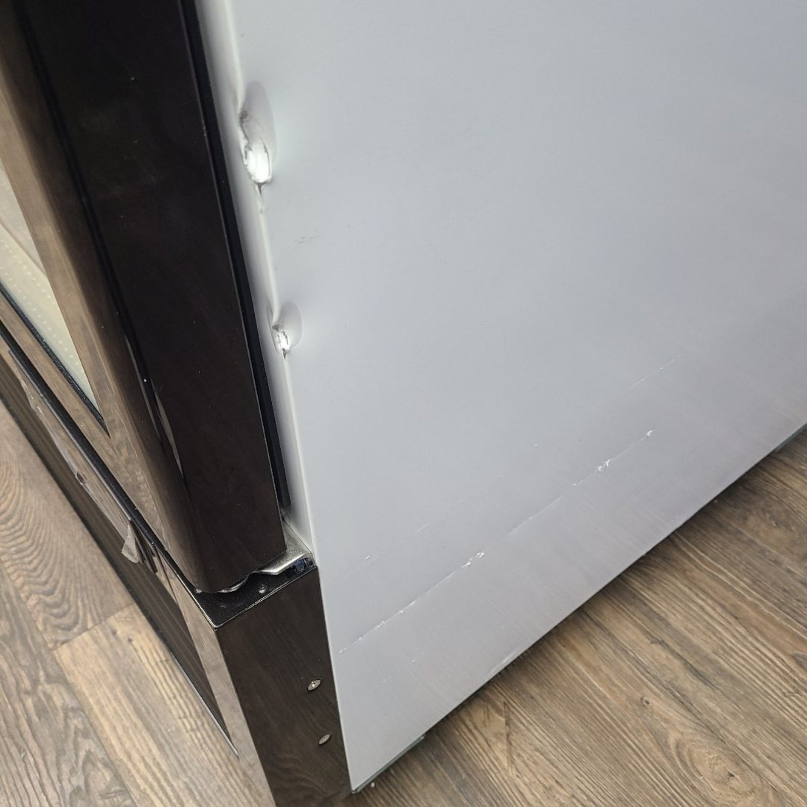 Scratch & Dent Migali Industries C-23RM-HC Merchandiser Refrigerator No. 1056281