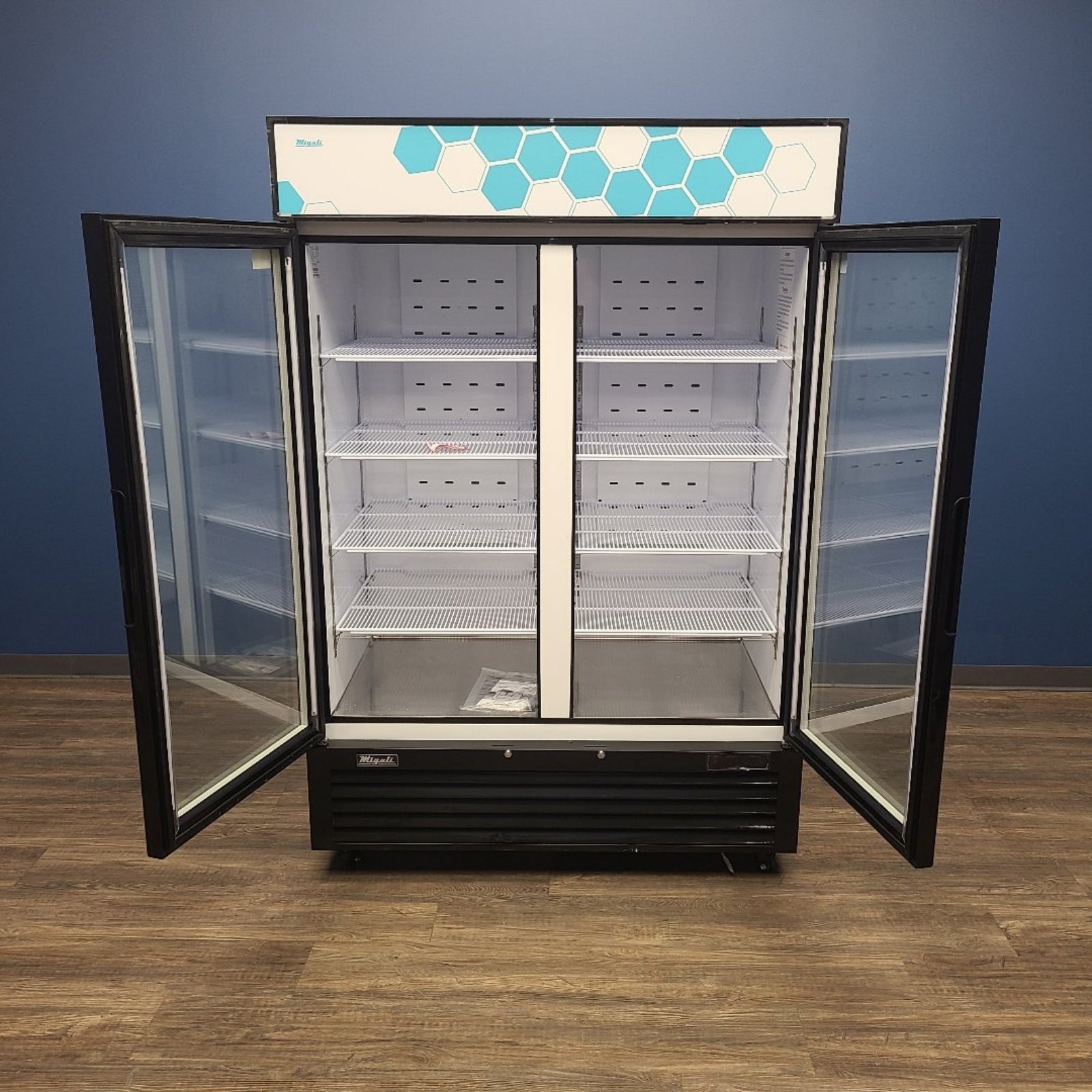Scratch & Dent Migali Industries C-49RM-HC Merchandiser Refrigerator No. 1056282