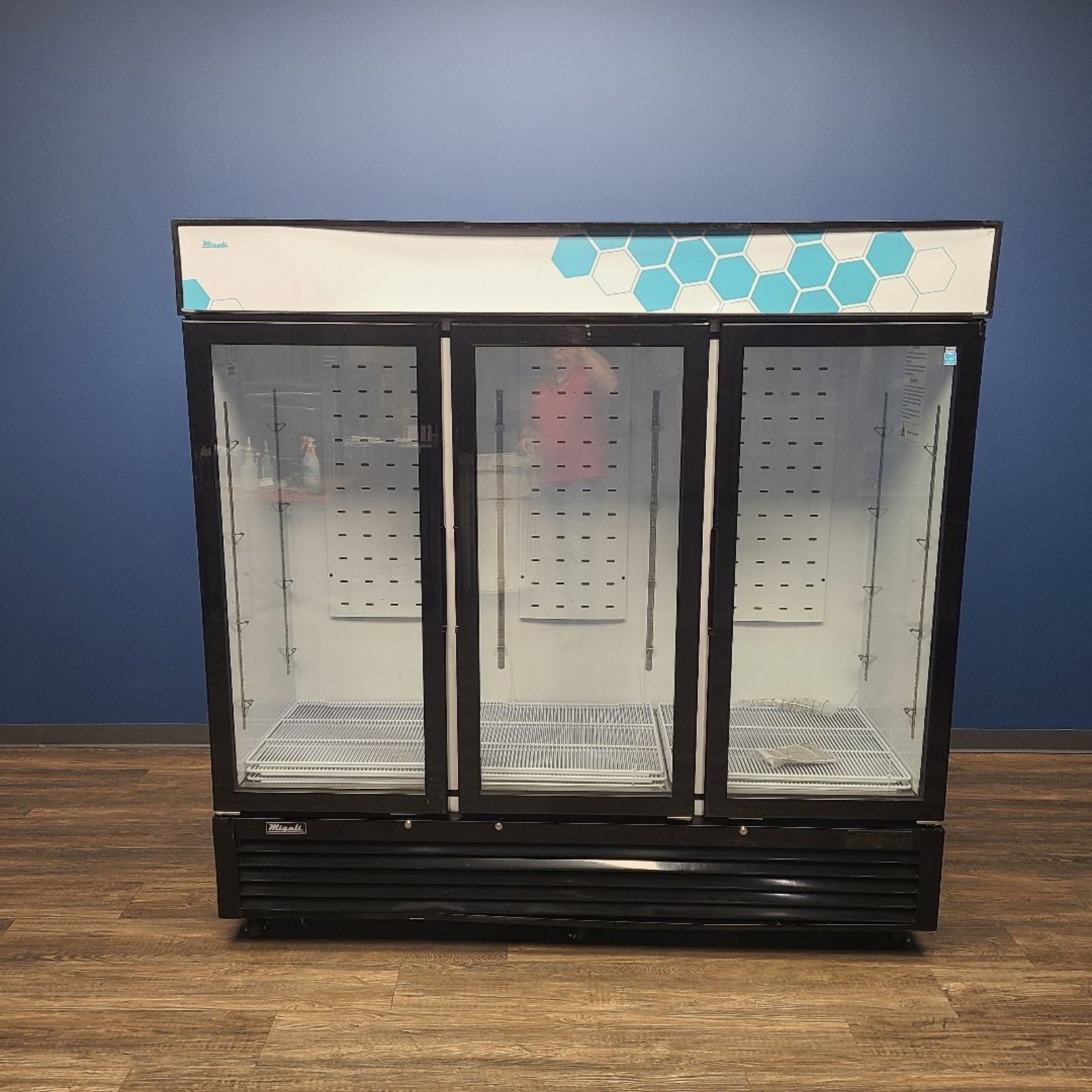Scratch & Dent Migali Industries C-72RM-HC Merchandiser Refrigerator No. 1056283