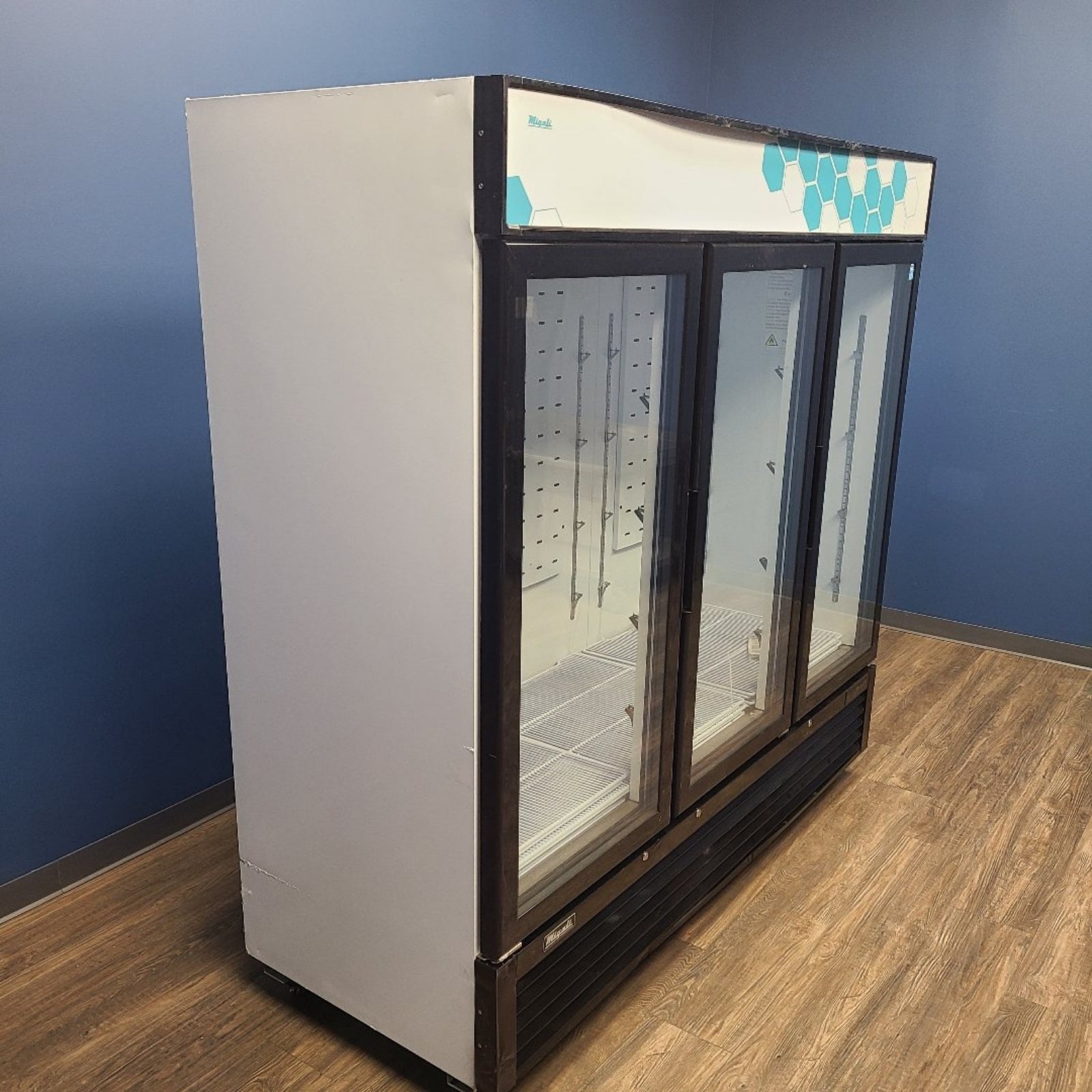 Scratch & Dent Migali Industries C-72RM-HC Merchandiser Refrigerator No. 1056283