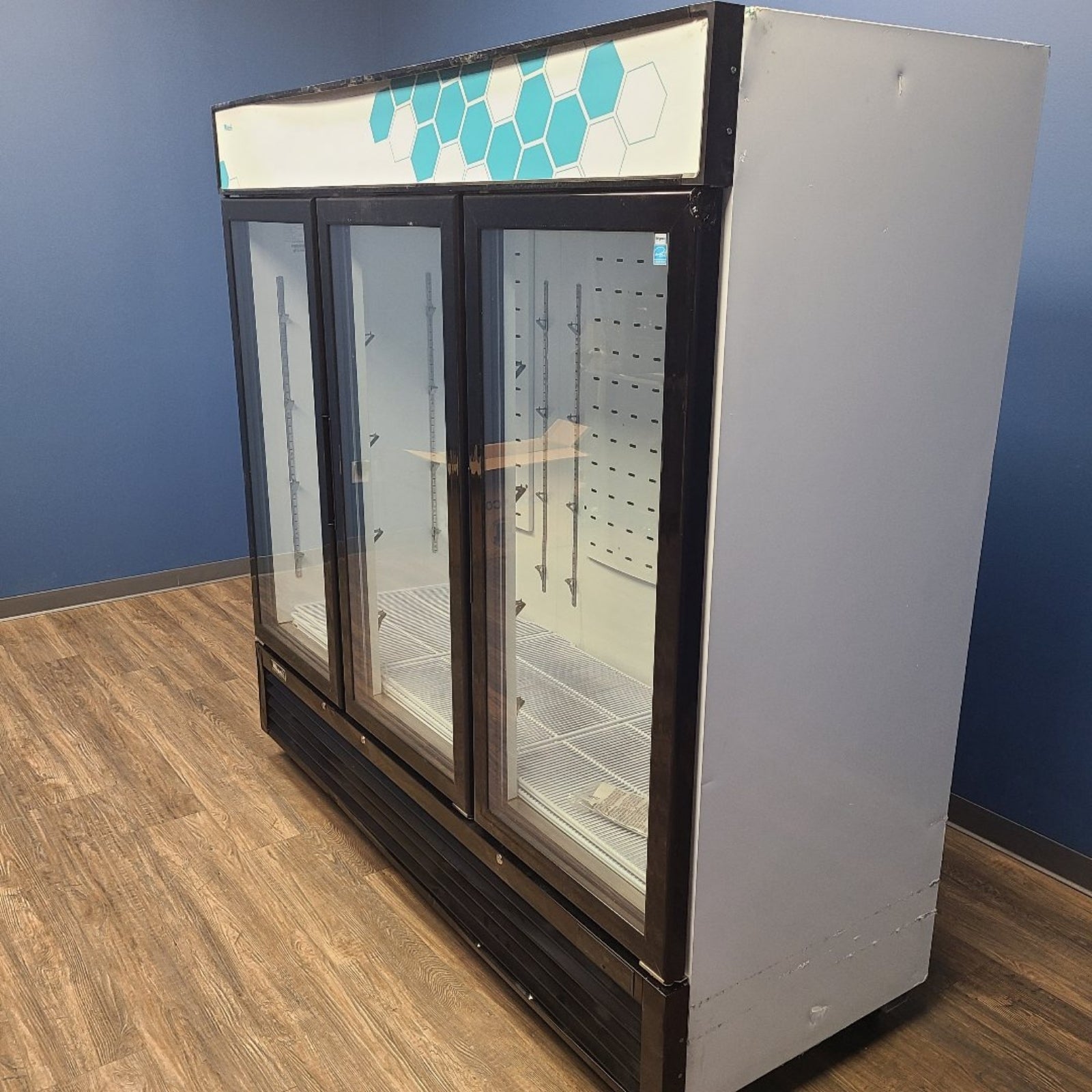 Scratch & Dent Migali Industries C-72RM-HC Merchandiser Refrigerator No. 1056283