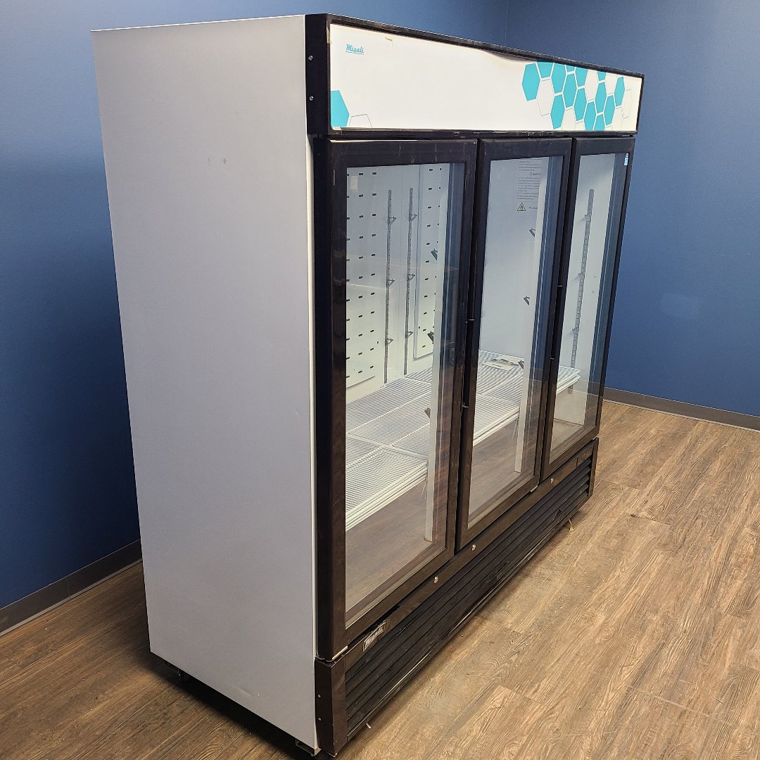 Migali C-72RM-HC 82" 3 Door Merchandiser Refrigerator (Scratch & Dent T006)