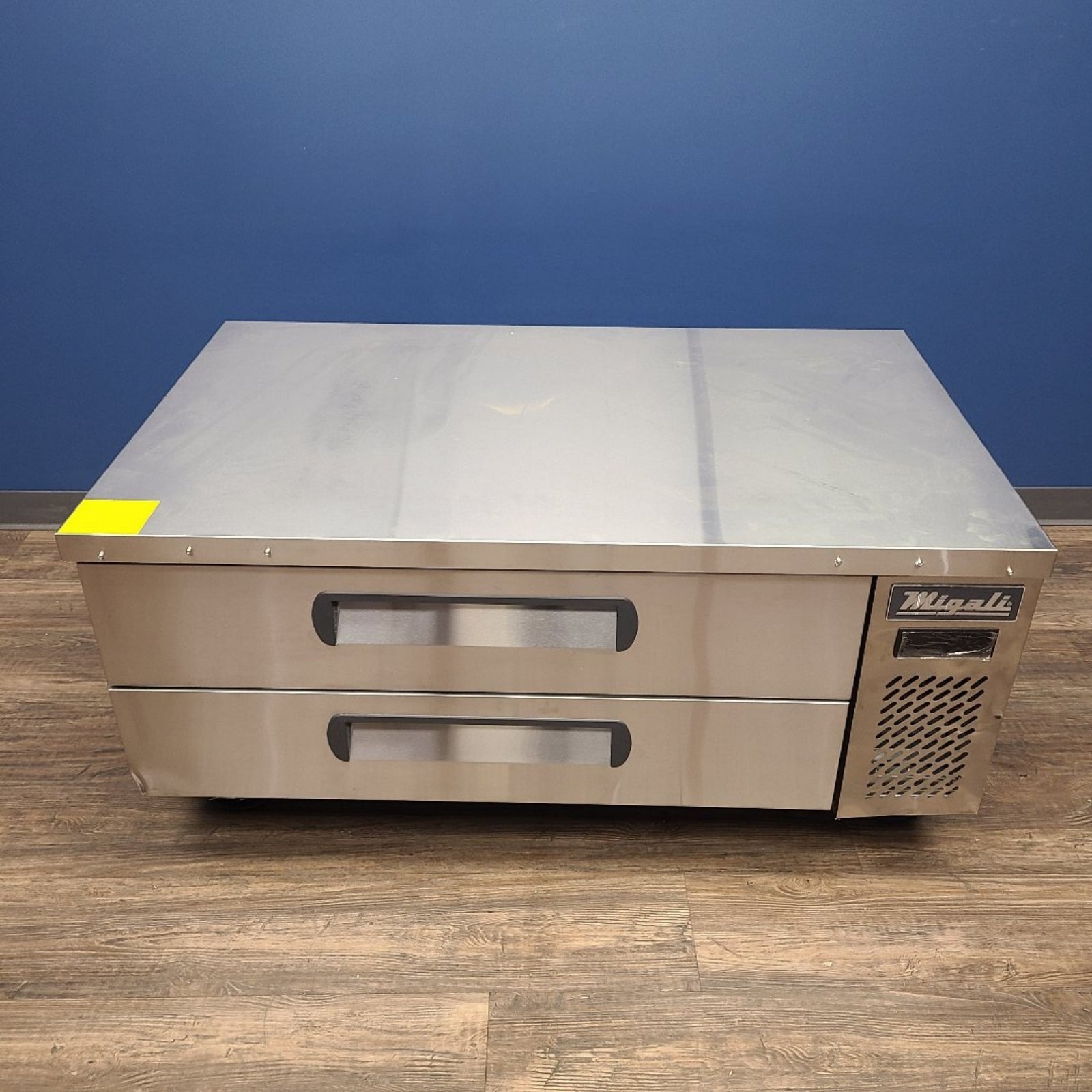 Scratch & Dent Migali Industries C-CB52-HC Chef Base Refrigerator No. 1057030