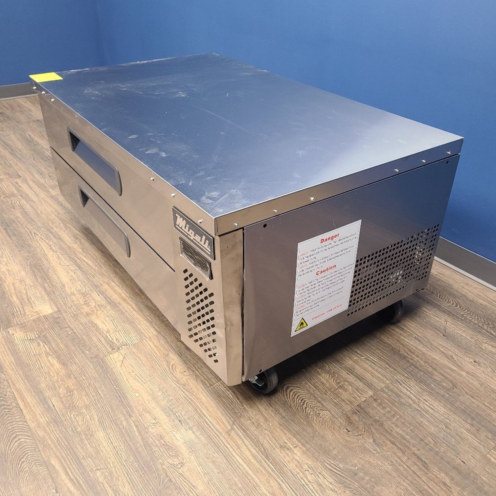 Scratch & Dent Migali Industries C-CB52-HC Chef Base Refrigerator No. 1057030