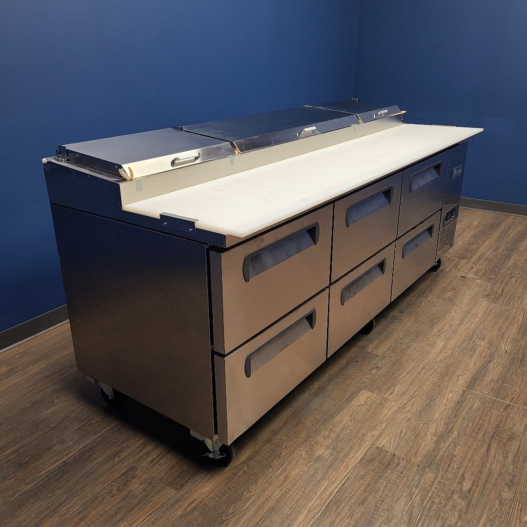 Migali C-PP93-D-HC 93" 6 Drawer Pizza Prep Table (Scratch & Dent C002)