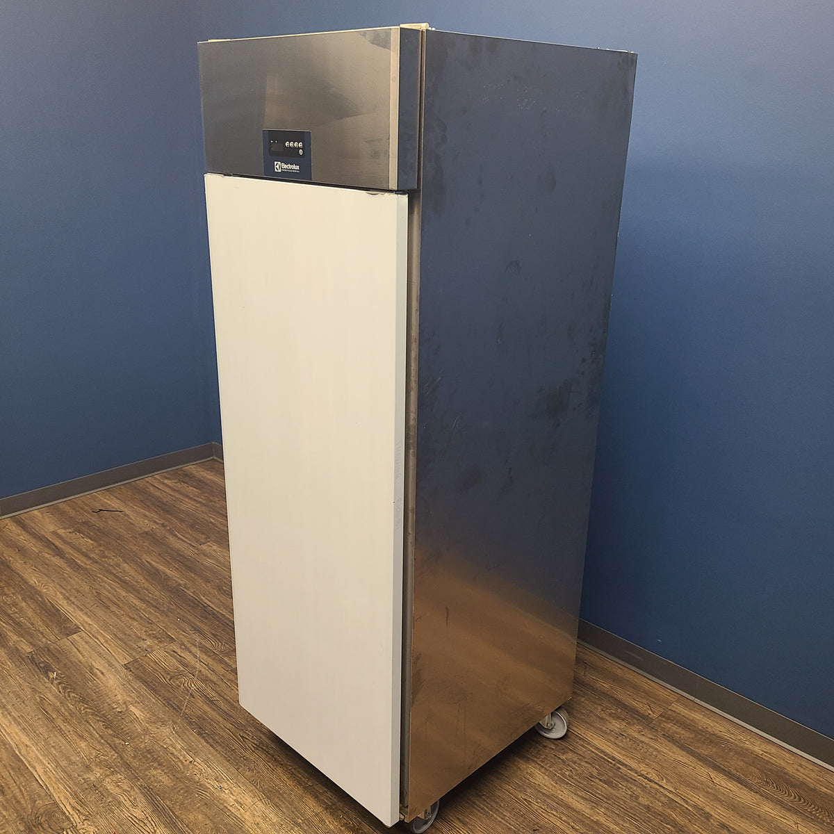 Electrolux 725449 Reach-In Refrigerator (Scratch & Dent) No. 1050760