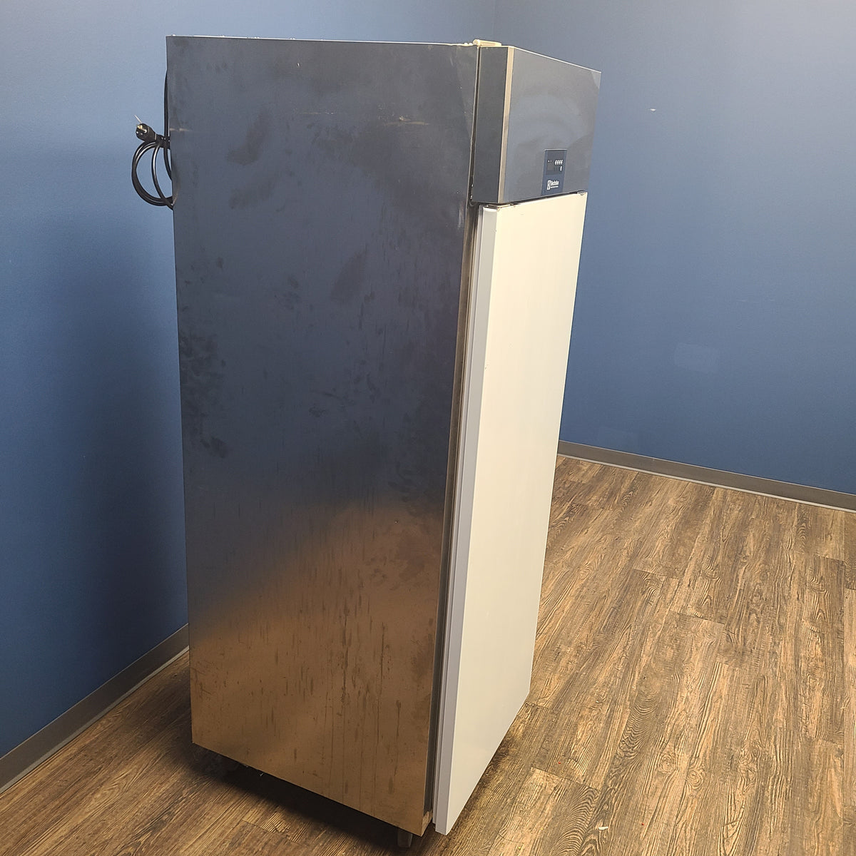 Electrolux 725449 Reach-In Refrigerator (Scratch & Dent) No. 1050760