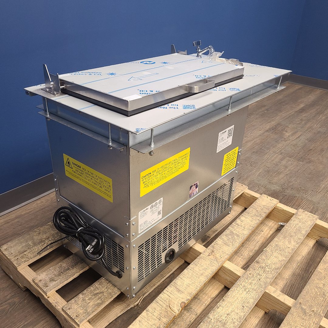 Glastender DI-FR36-DW Drop-In Ice Cream Freezer (Scratch & Dent 6221)