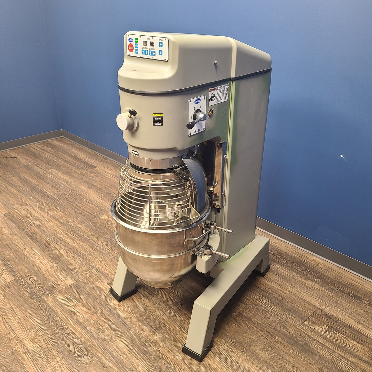 Globe SP62P Food Mixer (Scratch & Dent) No. 1005453