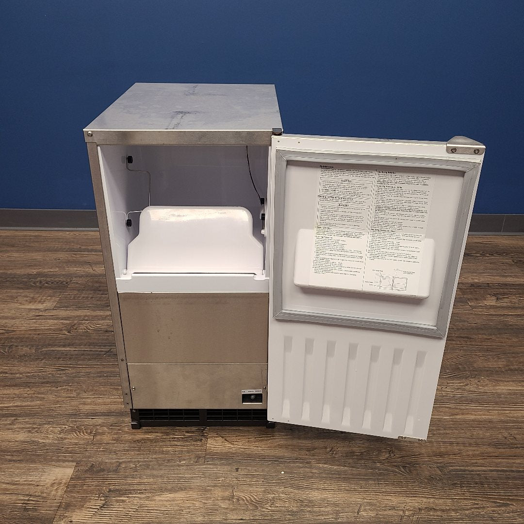 Hoshizaki C-80BAJ-AD Undercounter Ice Maker (Scratch & Dent) No. 1018082
