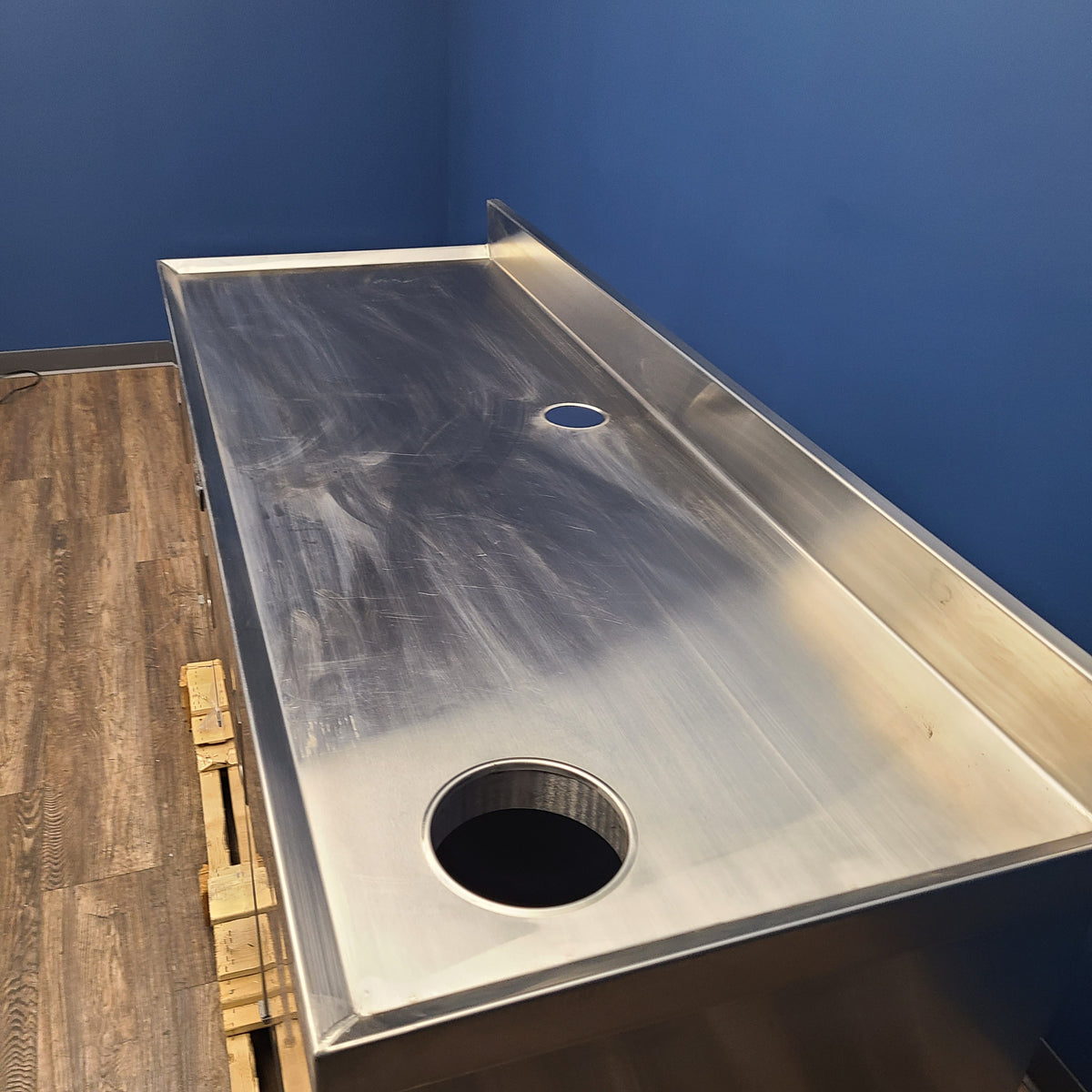 La Rosa Refrigeration L-62172-28M Beverage Serving Counter (Scratch & Dent) No. 1092681