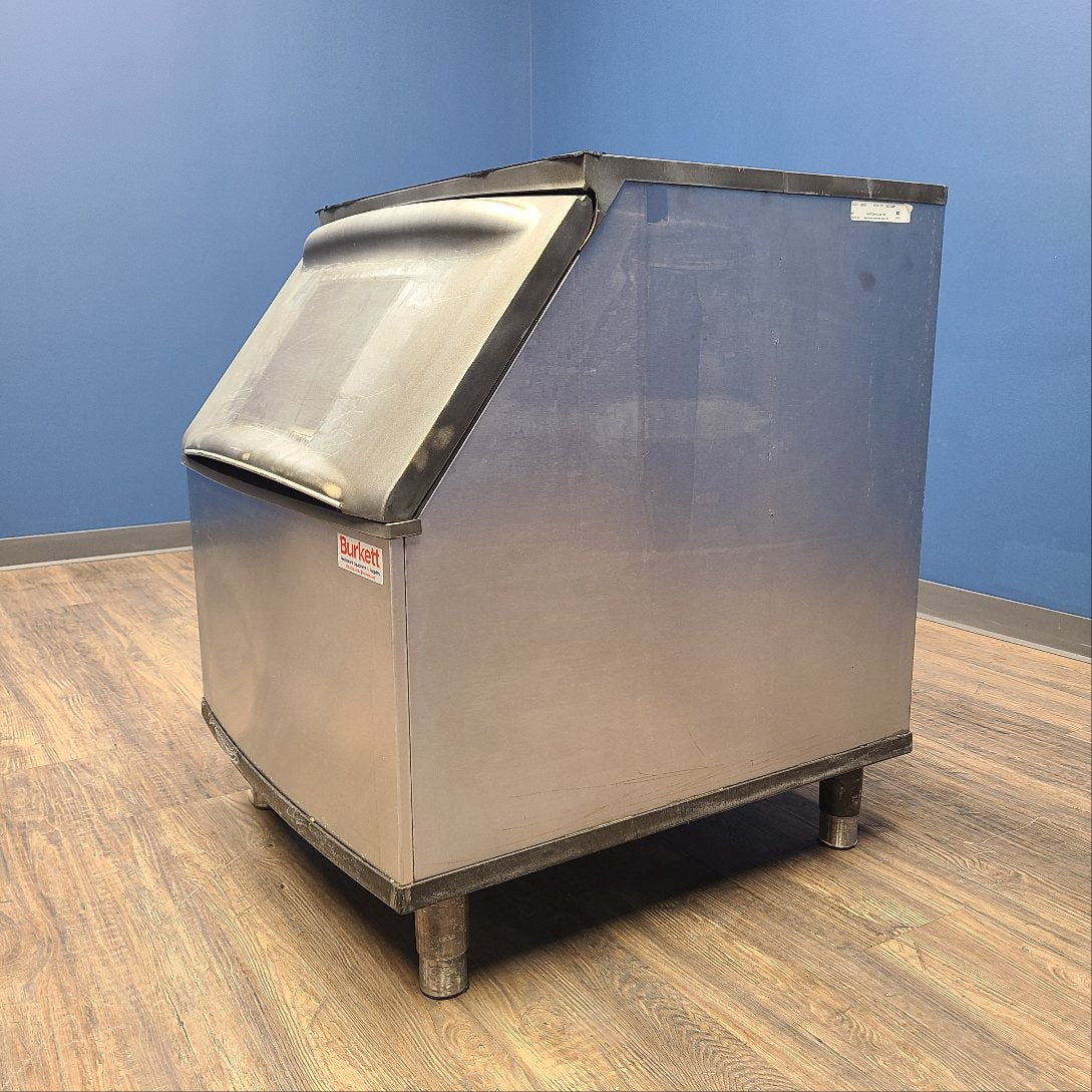 Used Manitowoc B400 Ice Bin No. 1015108