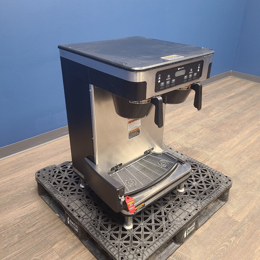 Used Bunn 51200.0104 Twin Automatic Coffee Brewer | Stock No. 1036422