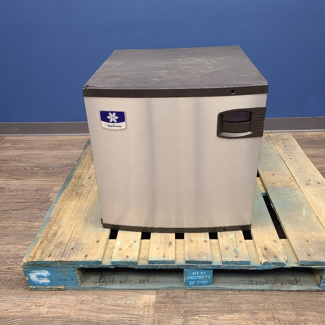 Used Manitowoc IYO324A-161 Ice Machine Head No. 1038911