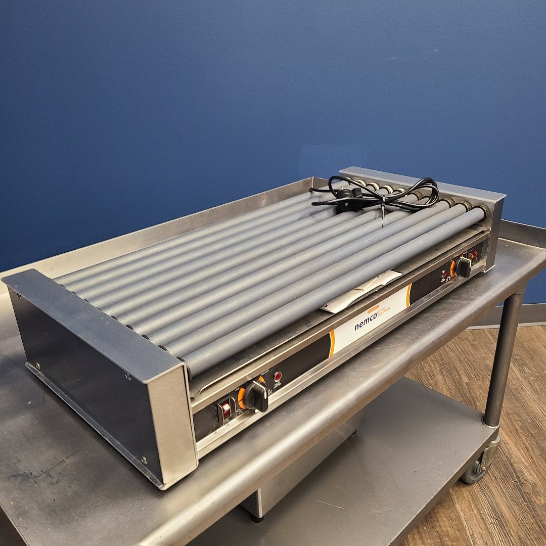 Used Nemco Food Equipment 8045SXW-230 Hot Dog Bun / Roll Warmer No. 1051539