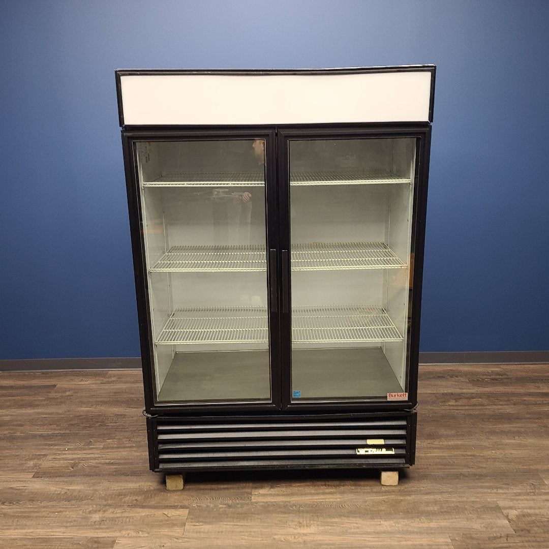 Used True Mfg. - General Foodservice GDM-49-LD Merchandiser Refrigerator No. 1051778