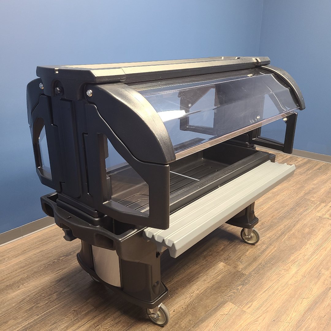Used Cambro VBRL5 Serving Counter No. 1054530