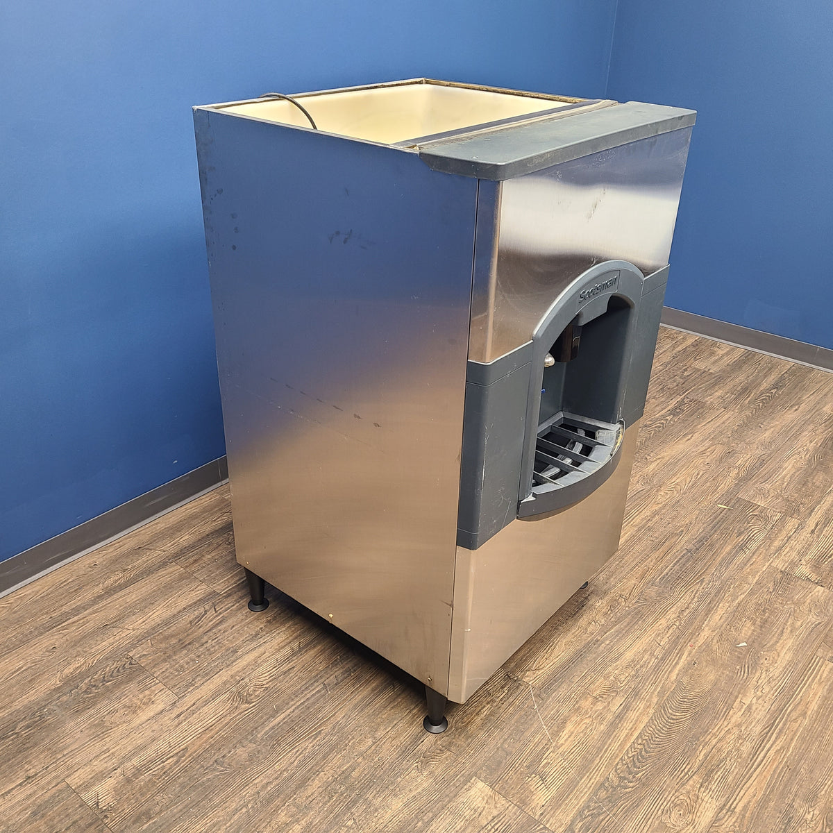 Scotsman HD30W-1H Ice Dispenser (Used) No. 1058762