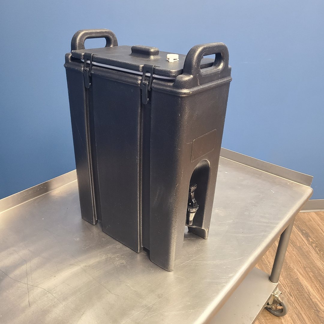 Cambro 500LCD Insulated Beverage Dispenser (Used) No. 1080973