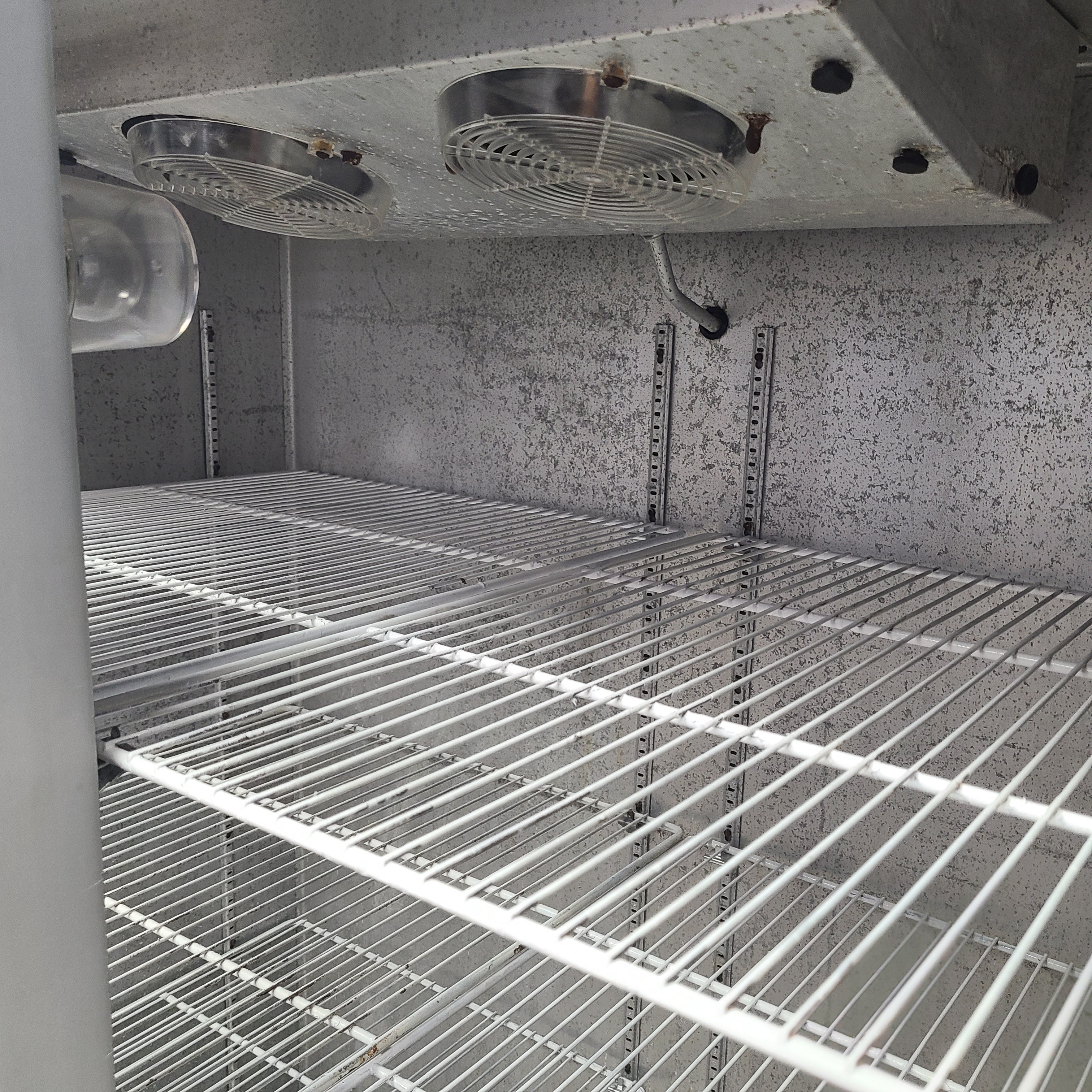 Continental 2R Reach-In Refrigerator (Used) No. 850671