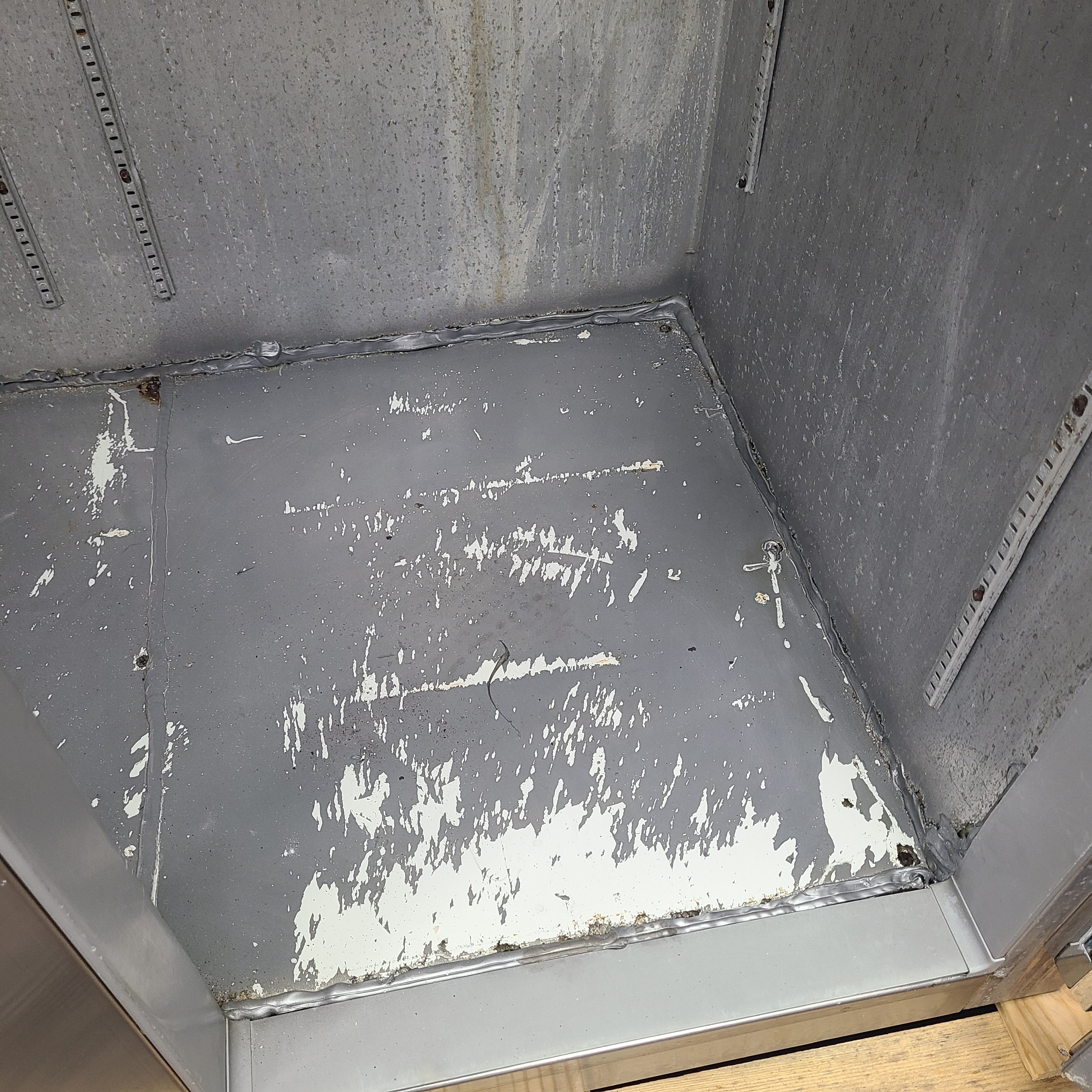 Continental 2R Reach-In Refrigerator (Used) No. 850671