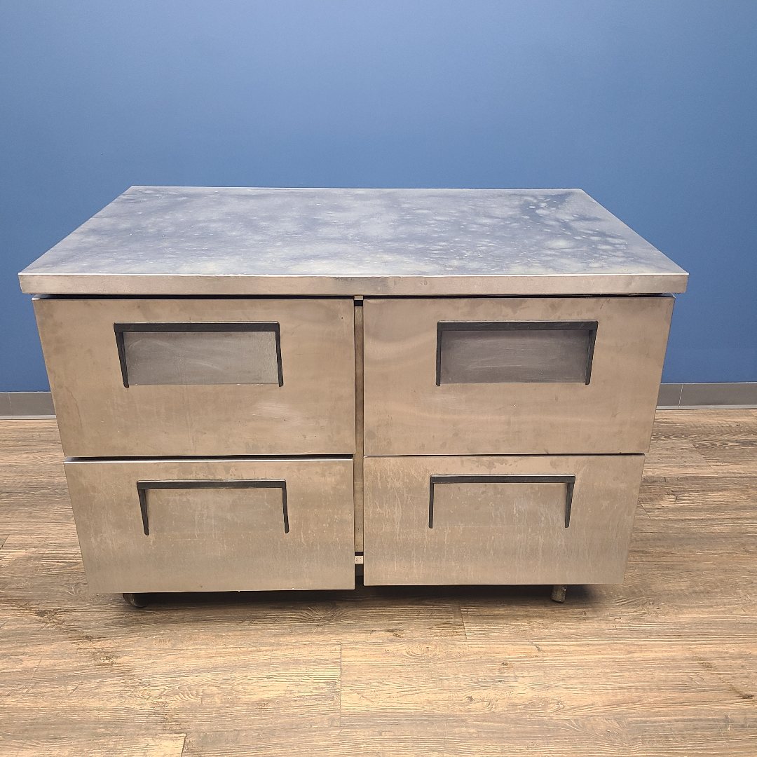 True Mfg. - General Foodservice TUC-48D Undercounter Refrigerator (Used) No. 897929