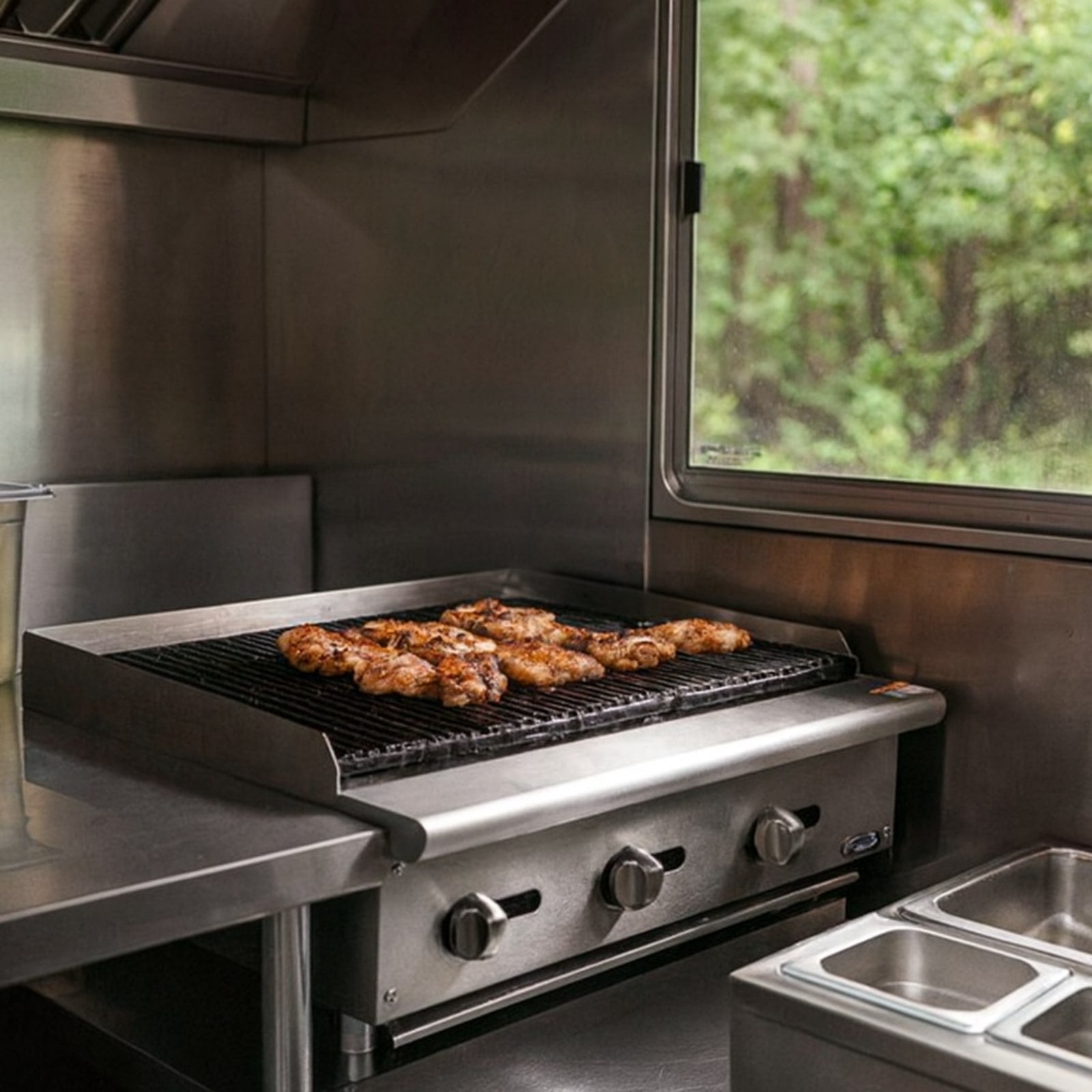 Atosa CookRite ATRC-36 36" Heavy Duty Radiant Gas Charbroiler | 105,000 BTU