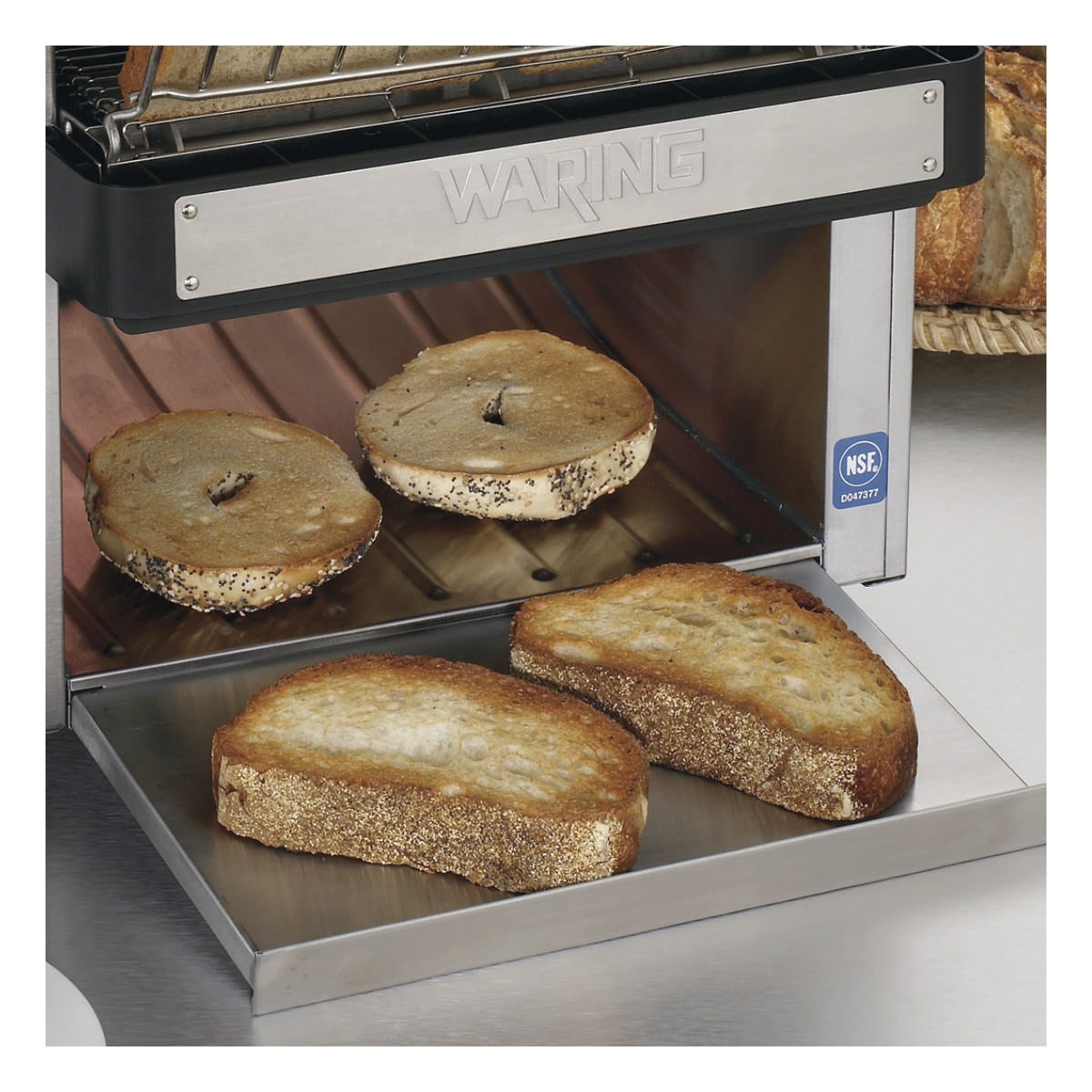 Waring CTS1000 2" Opening Electric Conveyor Toaster | 400 Slices/hr