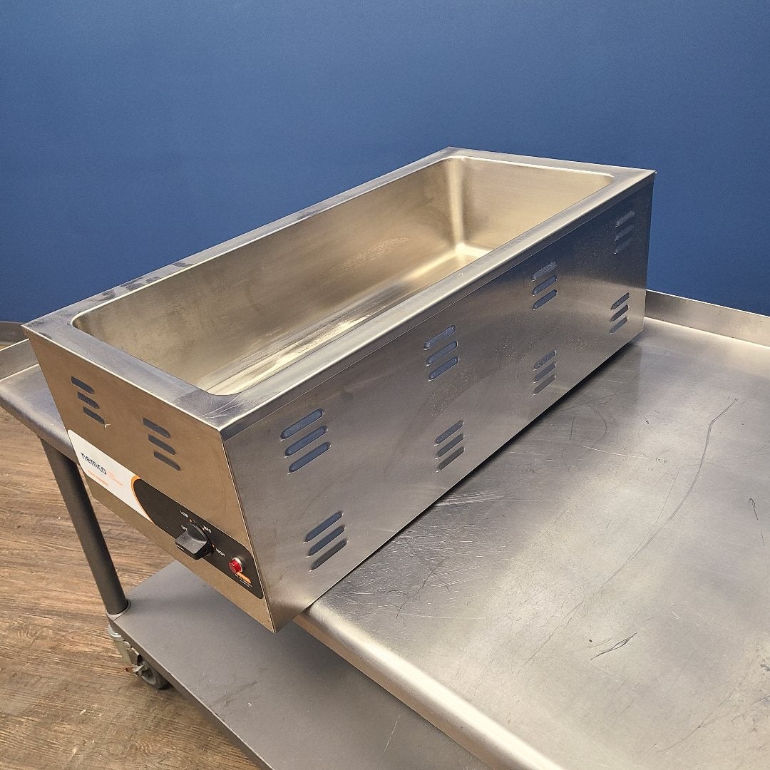 Nemco 6055A-43 Countertop Food Warmer (Demo Unit 1912)