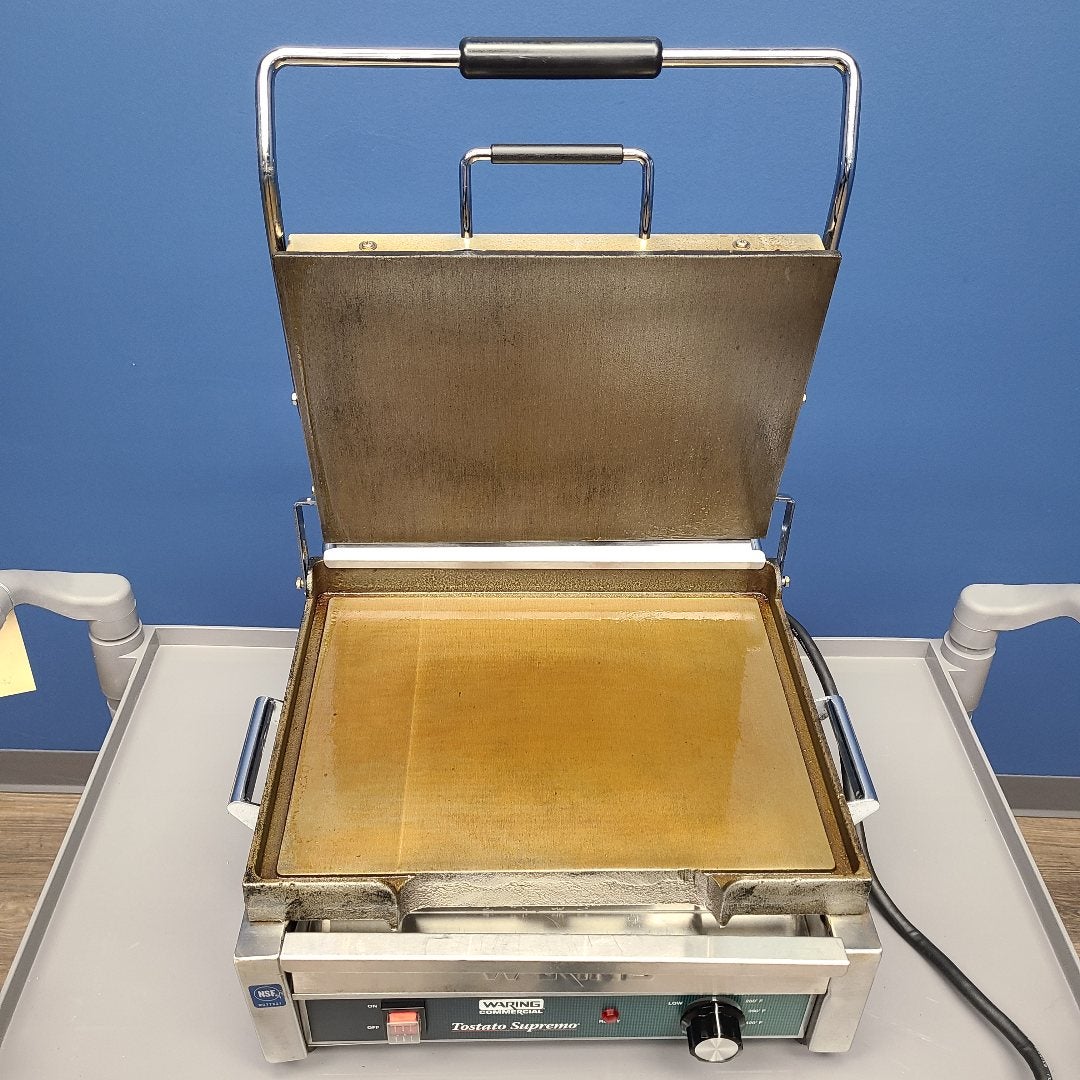 Waring WFG250 Single Countertop Sandwich / Panini Grill (Demo Unit 2724)