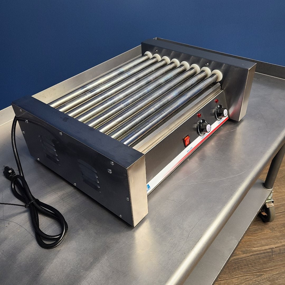 Winco 62020 Countertop 20 Hot Dog Roller Grill (Demo Unit 0001)
