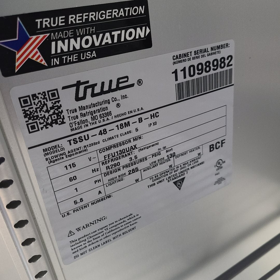True TSSU-48-18M-B-HC 48" 2 Door Sandwich Prep Table (Floor Model 8982)