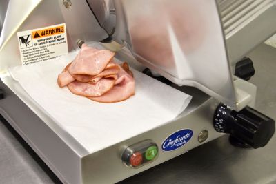 Globe Chefmate C10 10" Manual Food Slicer | 1/4 HP