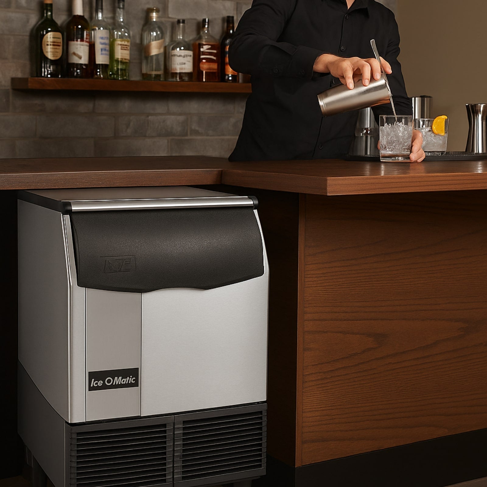 Ice-O-Matic ICEU220FA 238 lb. Air Cooled Undercounter Full Cube Ice Machine | 70 lb. Bin
