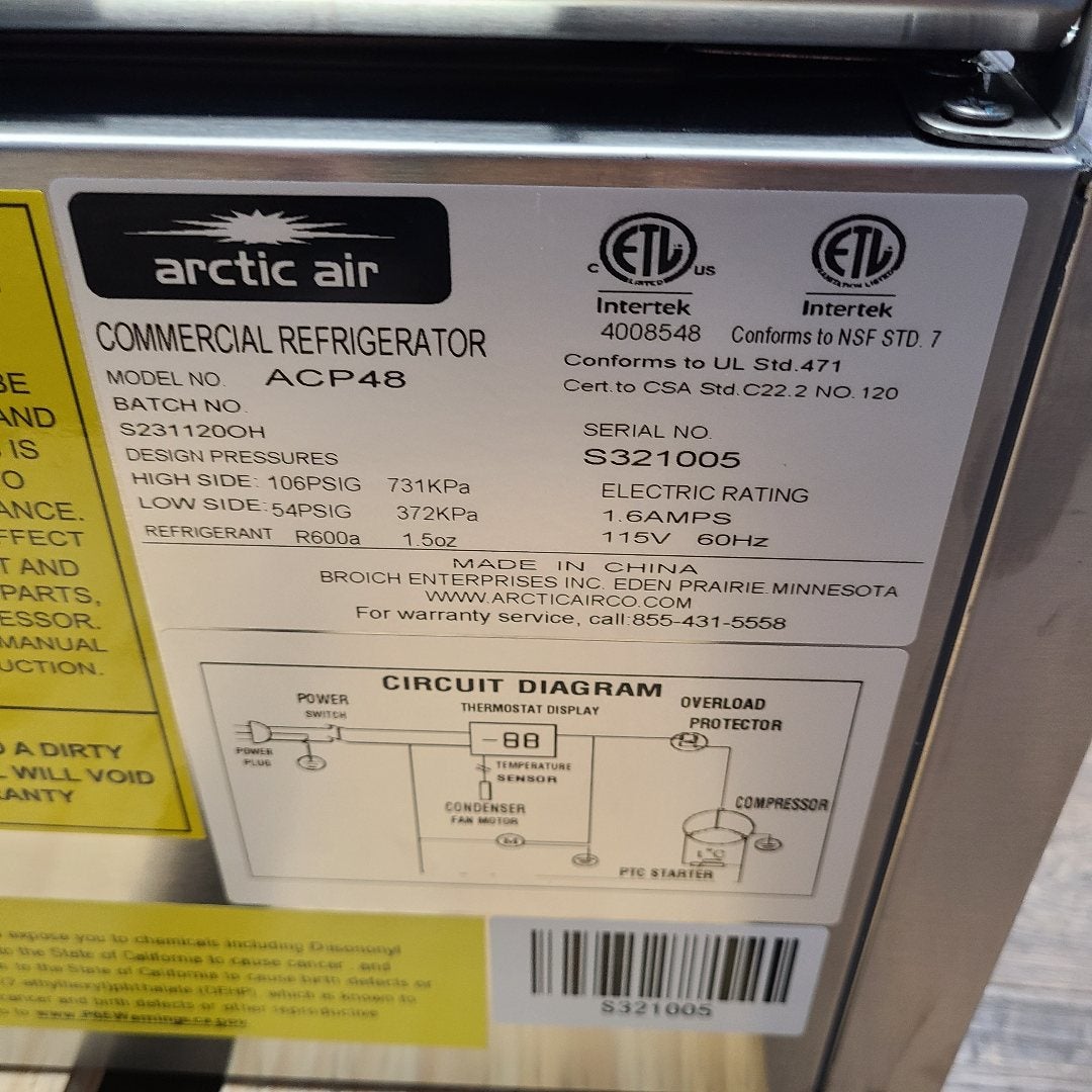 Arctic Air ACP48 48" Refrigerated Countertop Condiment Prep Station (Scratch & Dent 1005)