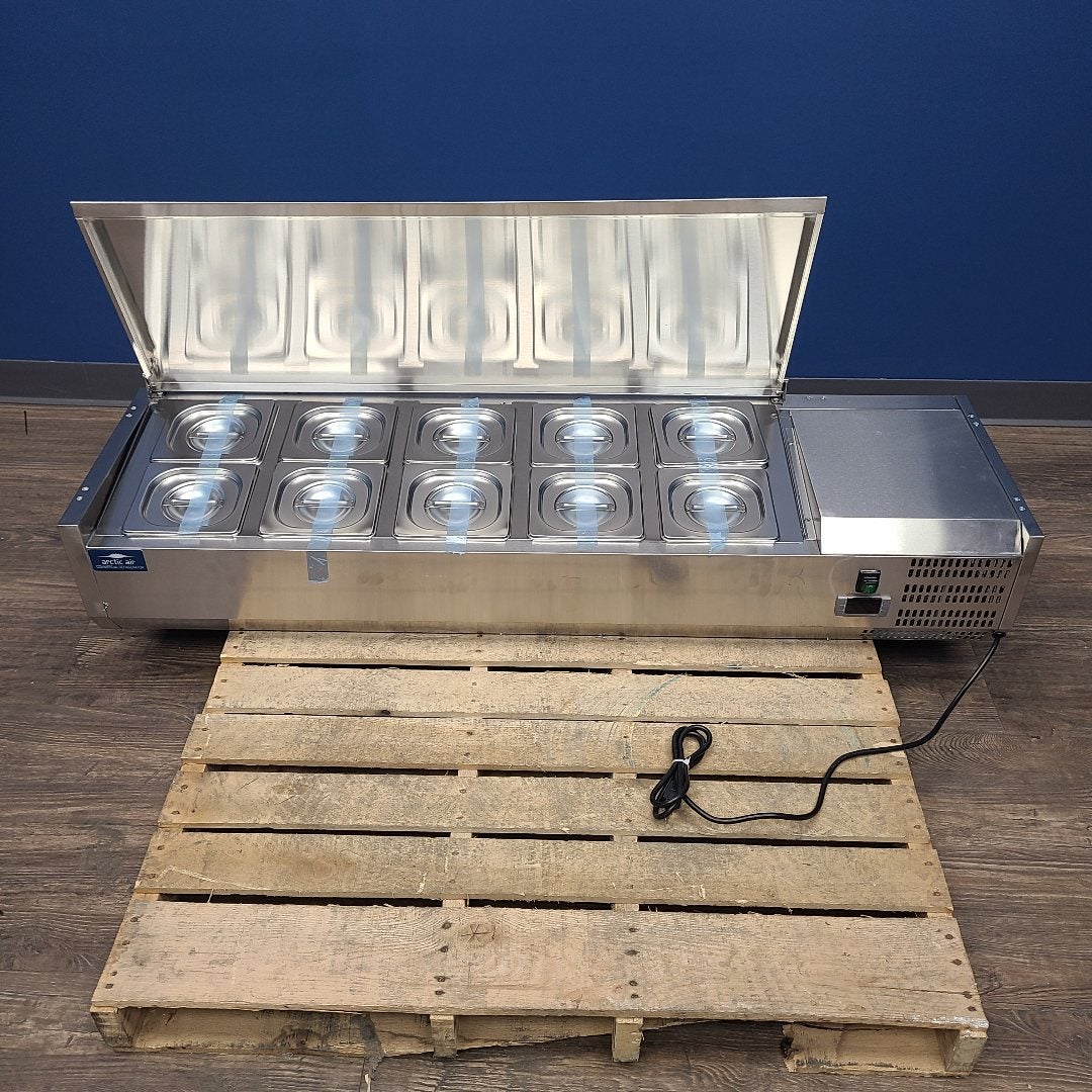 Arctic Air ACP55 55" Refrigerated Countertop Condiment Prep Station (Scratch & Dent 6125)