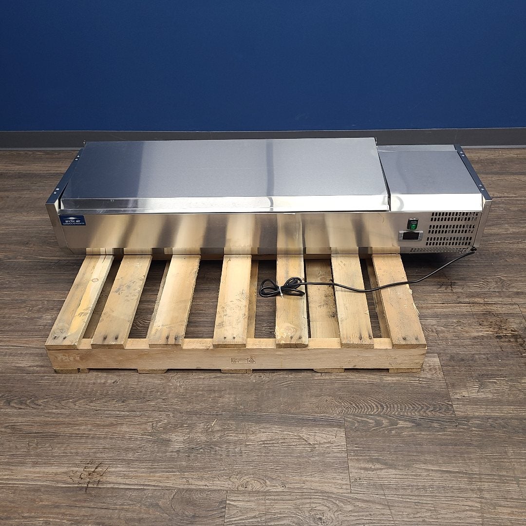 Arctic Air ACP55 55" Refrigerated Countertop Condiment Prep Station (Scratch & Dent 6178)