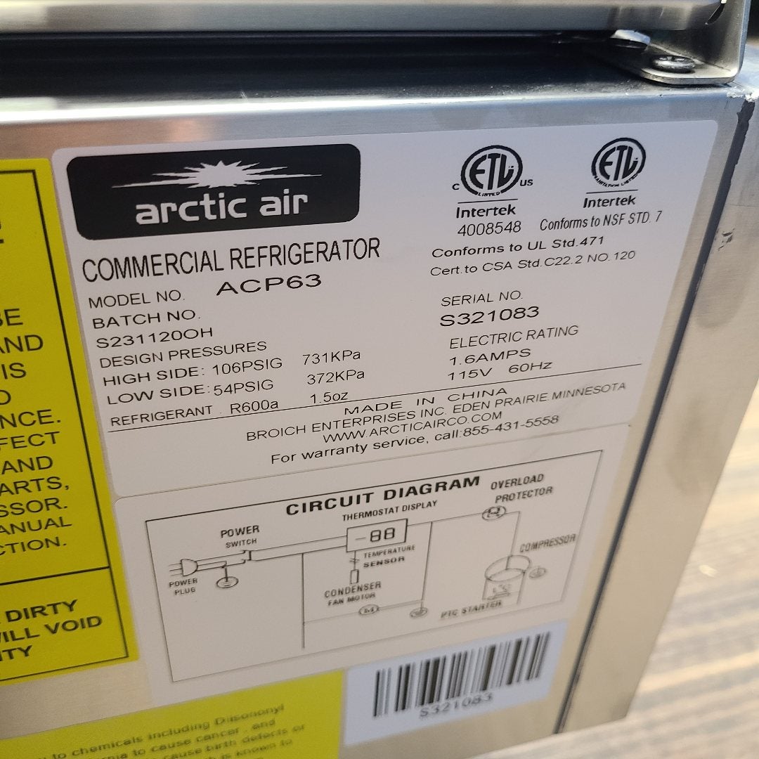 Arctic Air ACP63 63" Refrigerated Countertop Condiment Prep Station (Scratch & Dent 1083)
